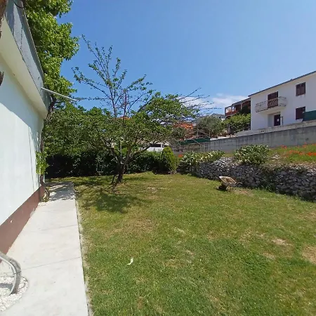 Apartment Bunjo'S Beach House Trogir Exterior photo