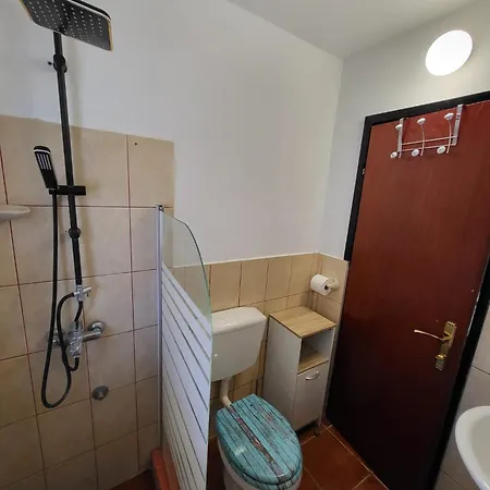 Apartment Bunjo'S Beach House Trogir Exterior photo